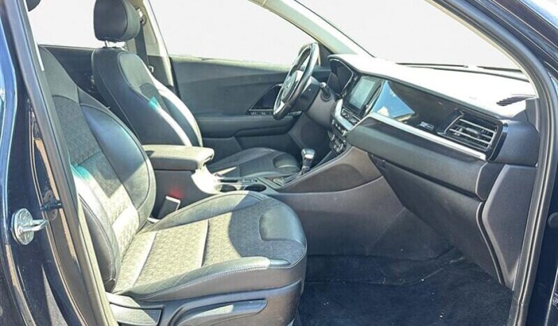 
								2020 Kia Niro Touring Special Edition full									