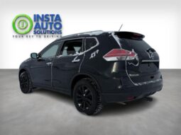
										2016 Nissan Rogue SV Moonroof full									