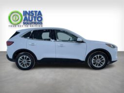 
										2020 Ford Escape SE full									