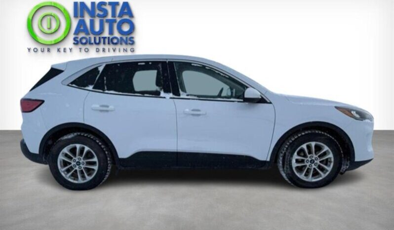 
								2020 Ford Escape SE full									