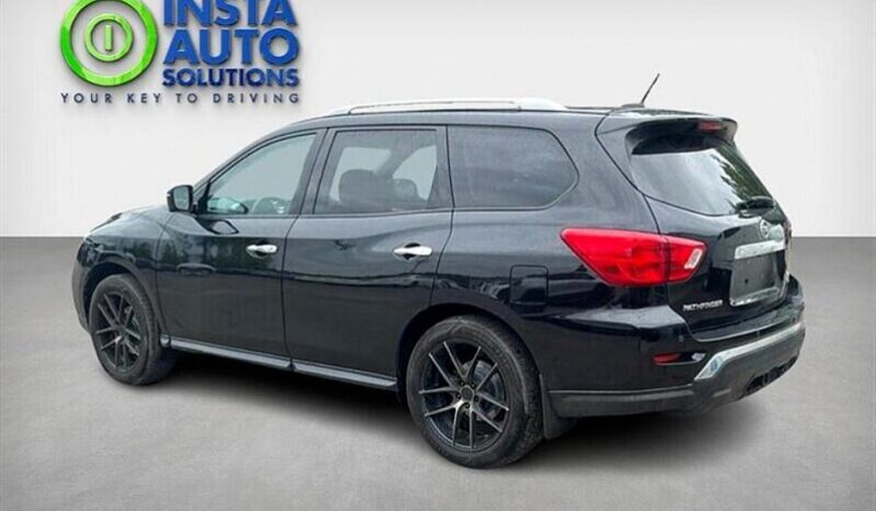 
								2018 Nissan Pathfinder SL full									
