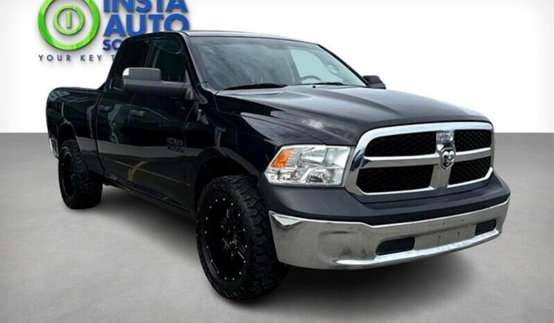 
								2017 RAM 1500 ST full									