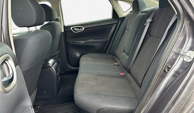 
								2015 Nissan Sentra SV full									