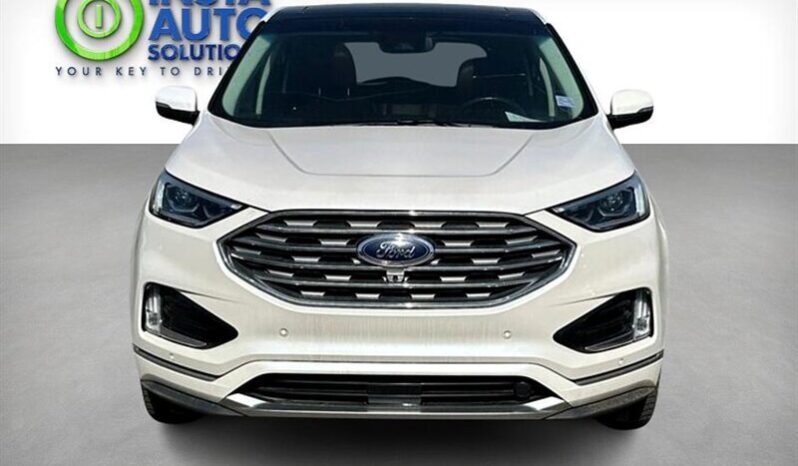 
								2019 Ford Edge Titanium full									