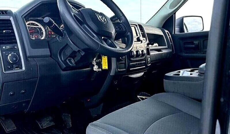 
								2018 RAM 1500 Express full									