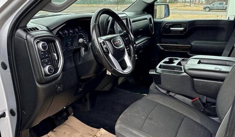 
								2020 GMC Sierra 1500 SLE full									
