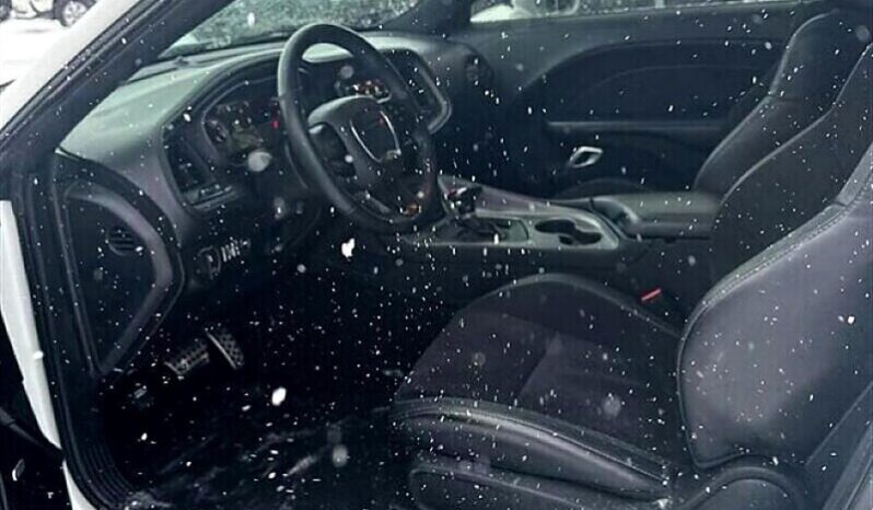 
								2023 Dodge Challenger R/T full									