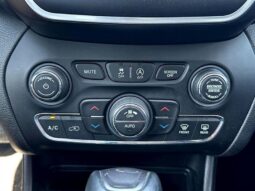 
										2019 Jeep Cherokee North full									
