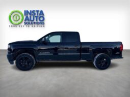 
										2018 Chevrolet Silverado 1500 Custom full									