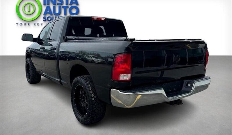 
								2017 RAM 1500 ST full									