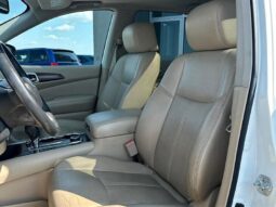 
										2017 Nissan Pathfinder S full									