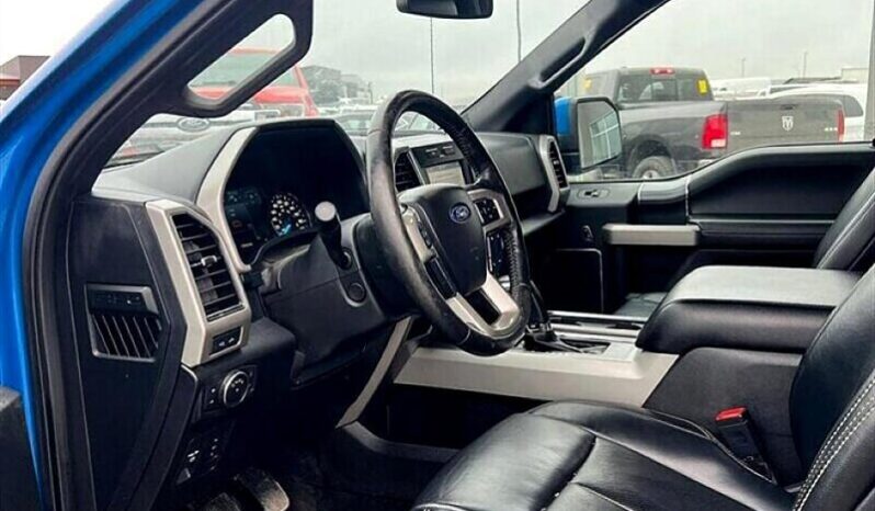 
								2019 Ford F-150 Lariat full									