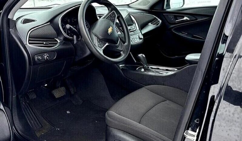 
								2019 Chevrolet Malibu LT full									