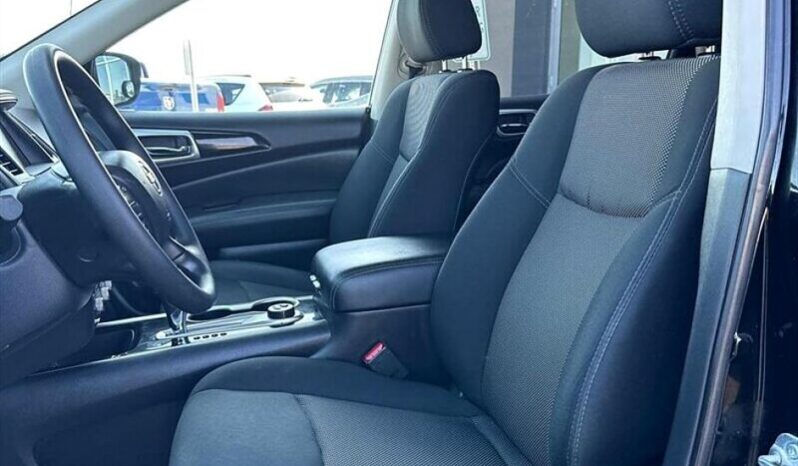 
								2018 Nissan Pathfinder S full									