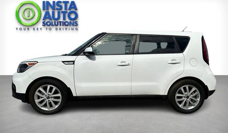 
								2019 Kia Soul EX full									