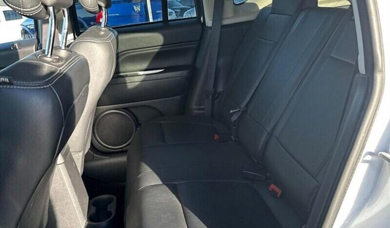 
								2017 Jeep Compass Sport full									