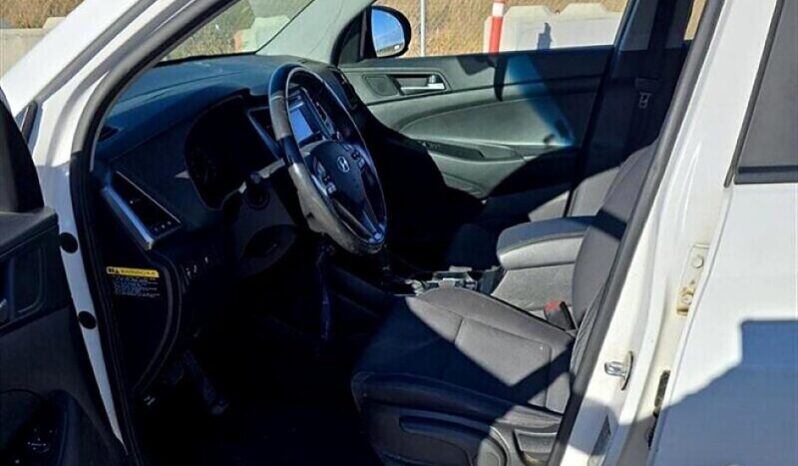 
								2017 Hyundai TUCSON 2.0L Premium full									