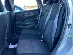 
										2022 Mitsubishi RVR SE full									