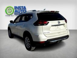 
										2018 Nissan Rogue SV full									