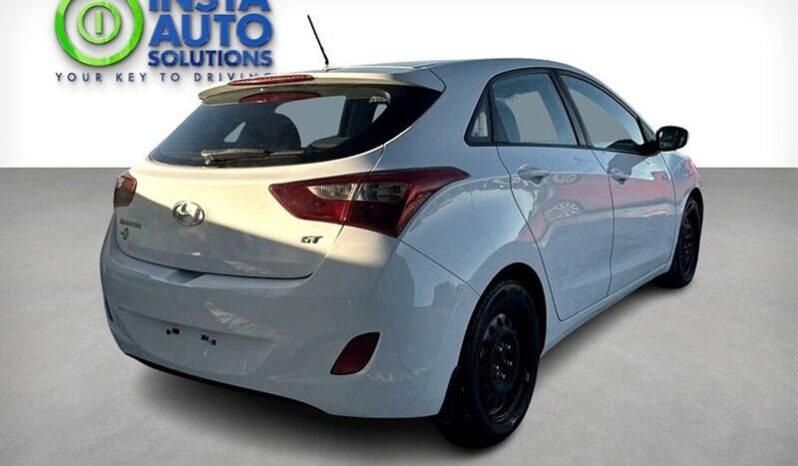 
								2017 Hyundai Elantra L full									