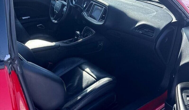
								2019 Dodge Challenger SXT full									