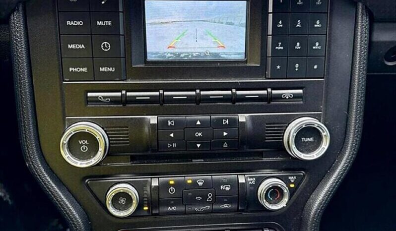 
								2018 Ford Mustang EcoBoost full									