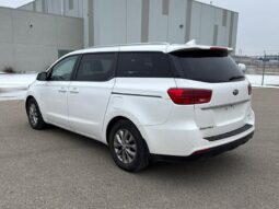 
										2020 Kia Sedona LX full									