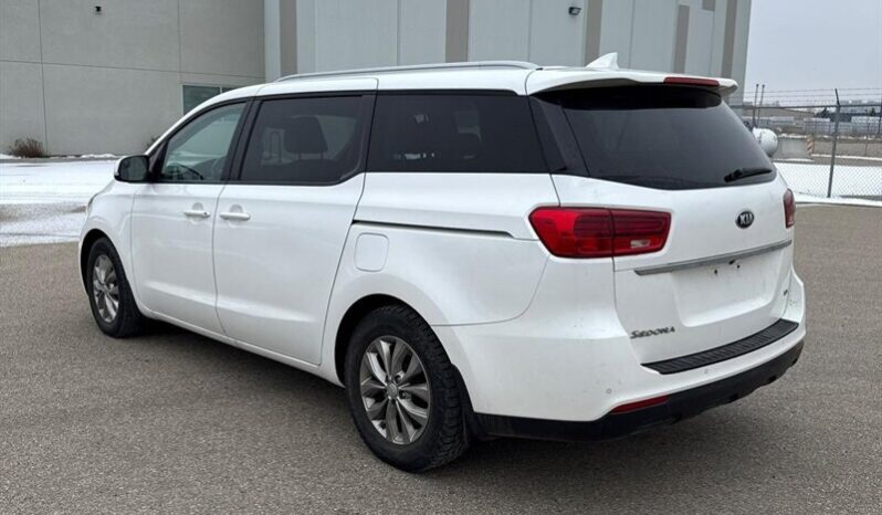 
								2020 Kia Sedona LX full									