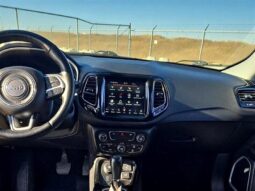
										2020 Jeep Compass Limited full									