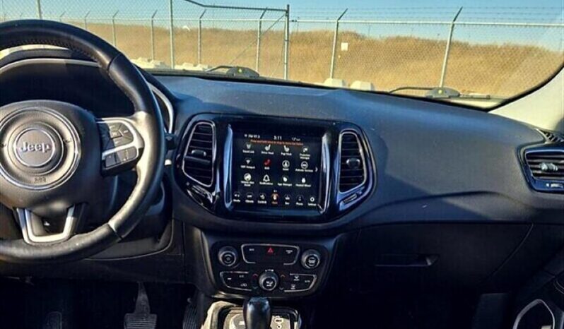 
								2020 Jeep Compass Limited full									