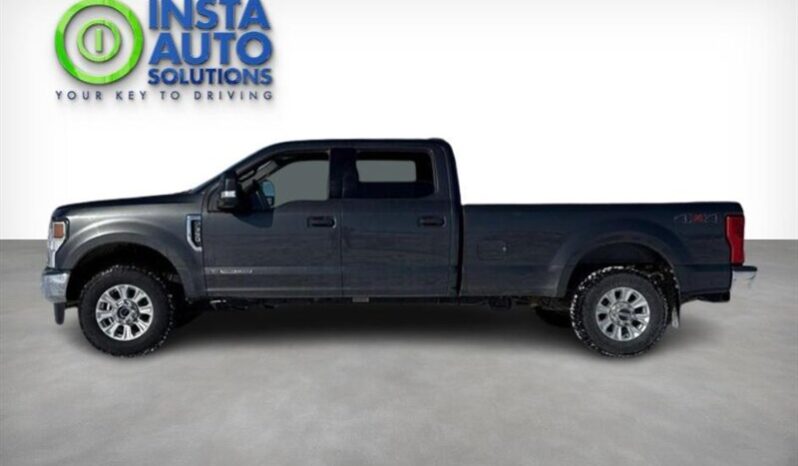 
								2020 Ford F-350 Super Duty XLT full									