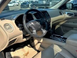 
										2017 Nissan Pathfinder S full									