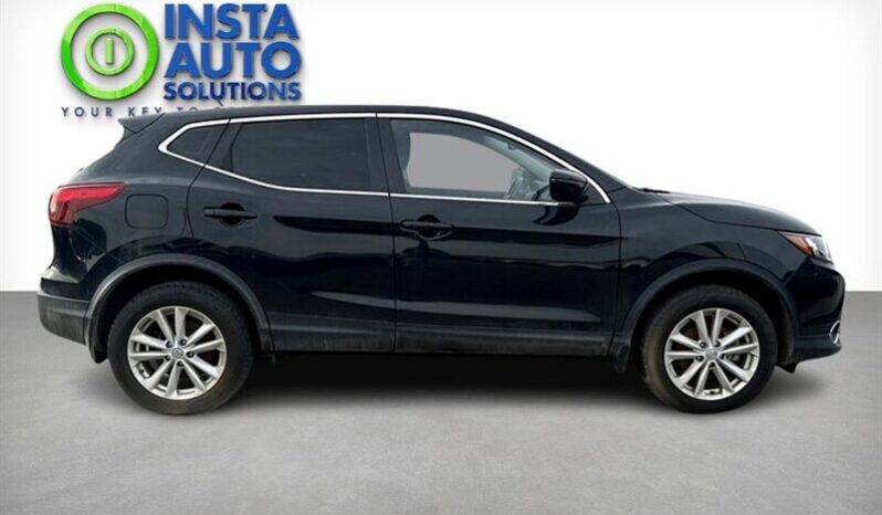 
								2018 Nissan Qashqai SV full									