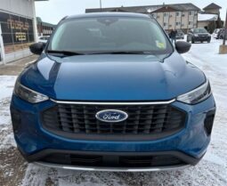 
										2023 Ford Escape Active full									