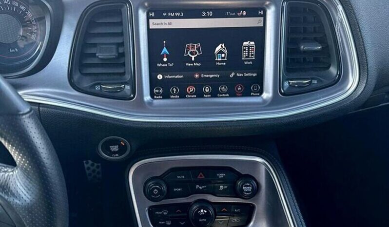 
								2019 Dodge Challenger SXT full									