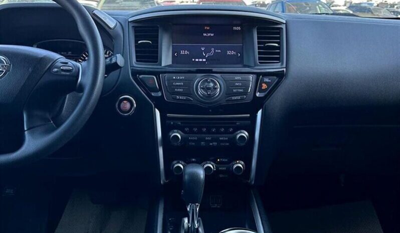 
								2018 Nissan Pathfinder S full									