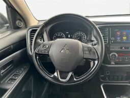 
										2019 Mitsubishi Outlander ES full									