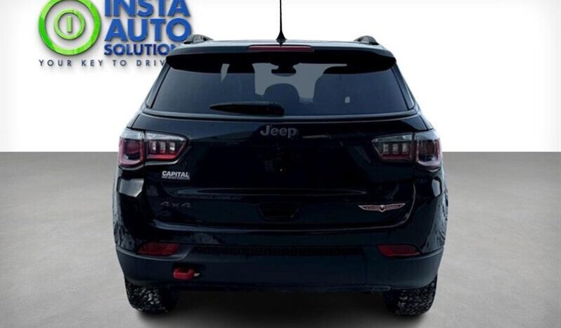 
								2018 Jeep Compass Trailhawk full									