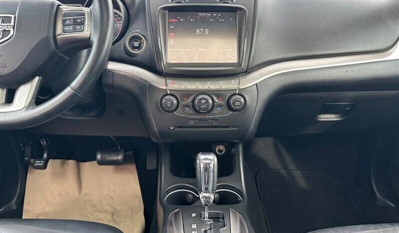 
								2018 Dodge Journey Crossroad full									