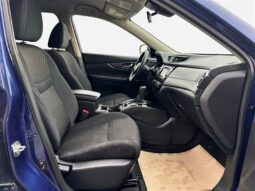 
										2020 Nissan Rogue SV full									