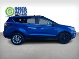 
										2017 Ford Escape SE full									