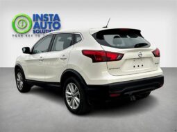 
										2019 Nissan Qashqai SV full									
