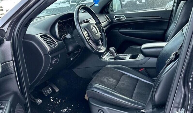
								2019 Jeep Grand Cherokee Laredo 4WD full									