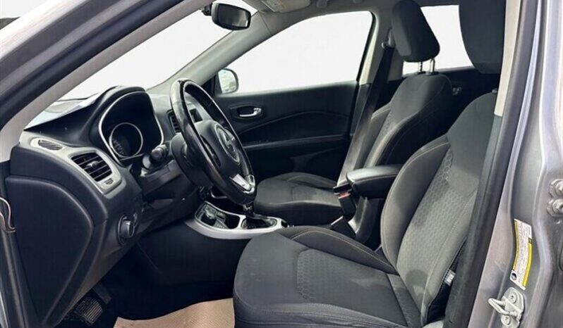 
								2019 Jeep Compass Sport full									