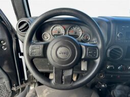 
										2018 Jeep Wrangler JK Sport full									