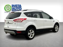 
										2015 Ford Escape SE full									