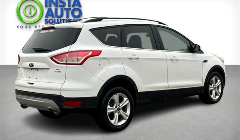 
								2015 Ford Escape SE full									