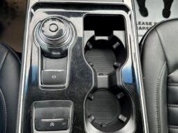 
										2019 Ford Edge SEL full									