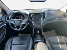 
										2017 Hyundai Santa Fe Limited full									