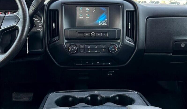 
								2018 Chevrolet Silverado 1500 LS full									